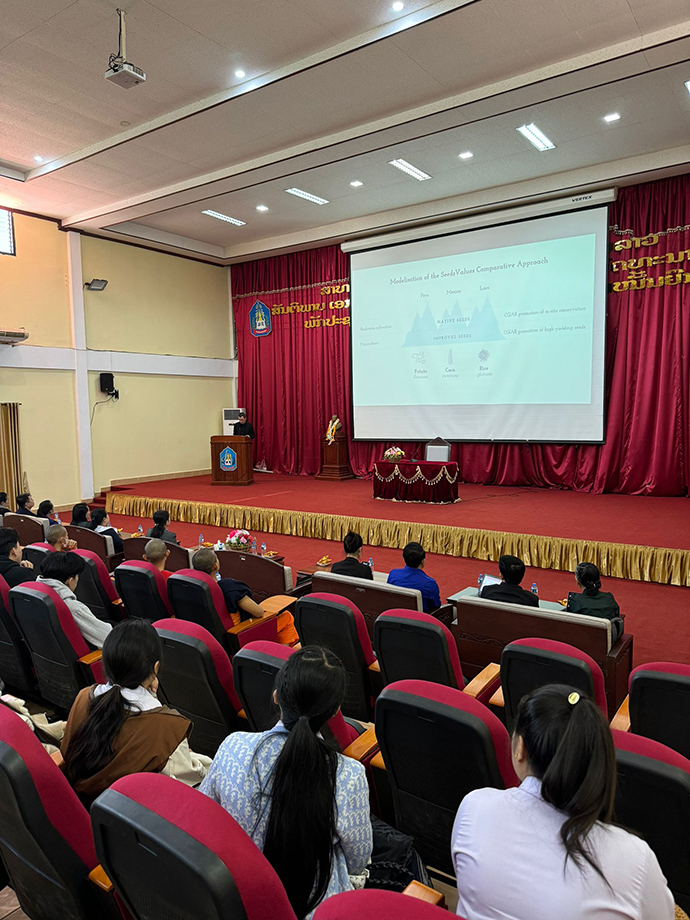Social and Cultural Aspects of the transition to market-oriented wet-rice cultivation in Nam Bak District, Luang Prabang Province, Lao PDR